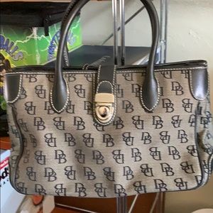 Dooney&Bourke satchel